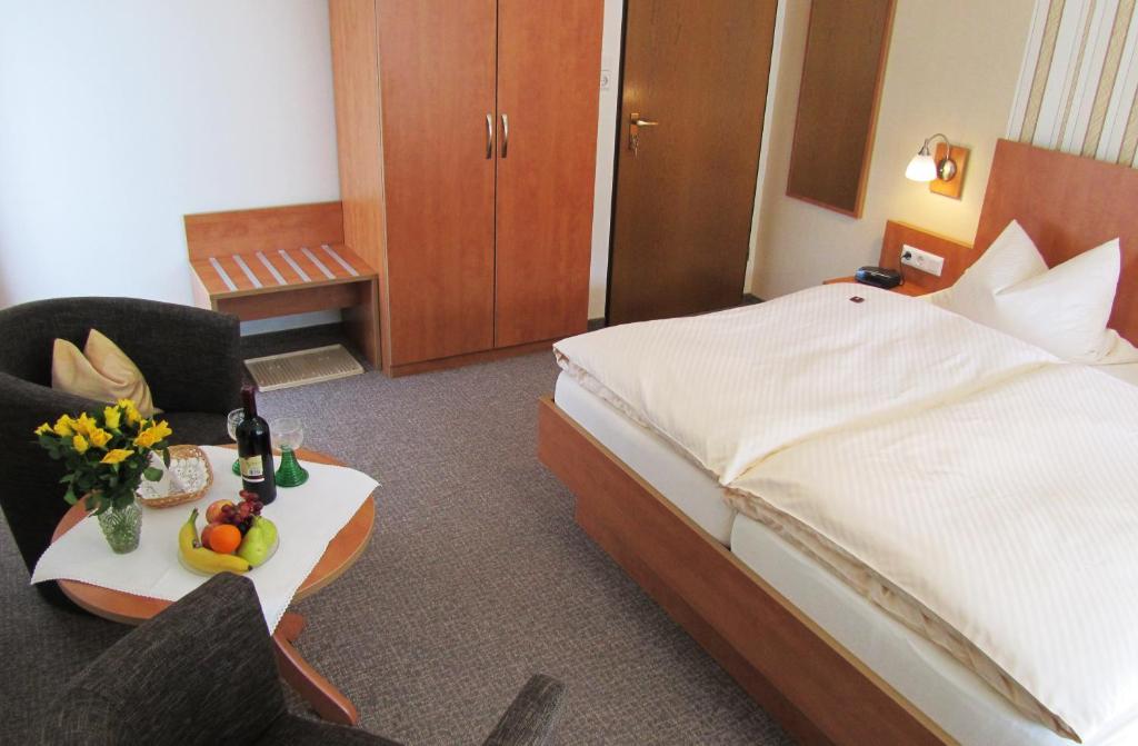 Pension Haus Waldfrieden, Meinecardplus Inklusive Willingen  Bilik gambar